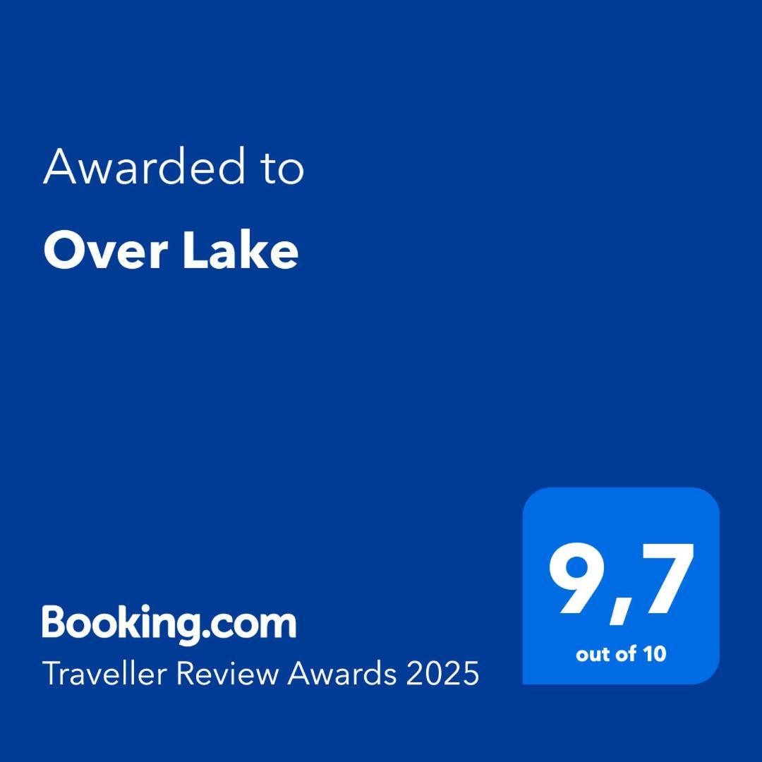 Over Lake Monnickendam Bagian luar foto